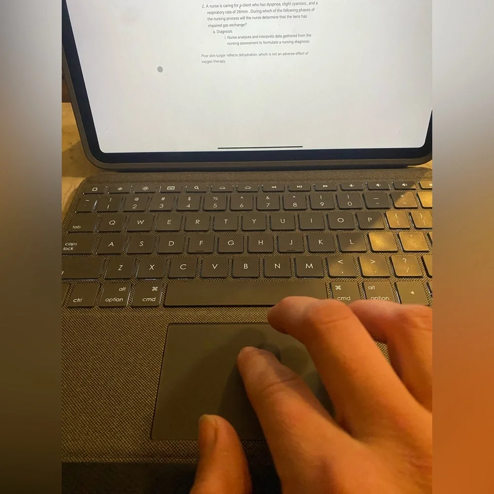 Witeless Bluetooth Logitech Keyboard & Stand Compatible For Apple Ipads